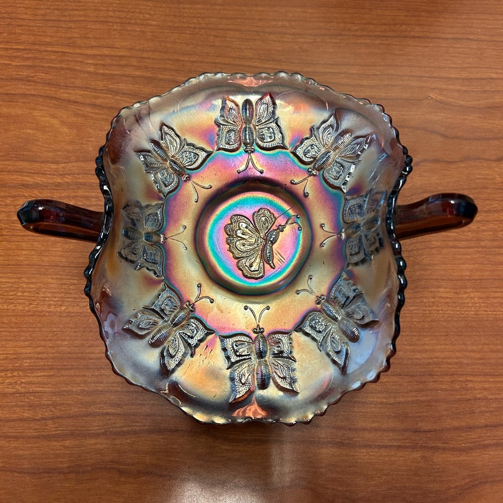 Fenton Amethyst Carnival Glass Iridescent Butterfly Dish w/twin molded handles.